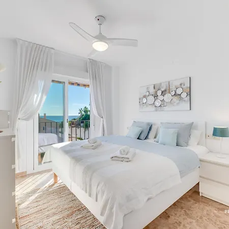 Castillo By Sea View Apartment Fuengirola